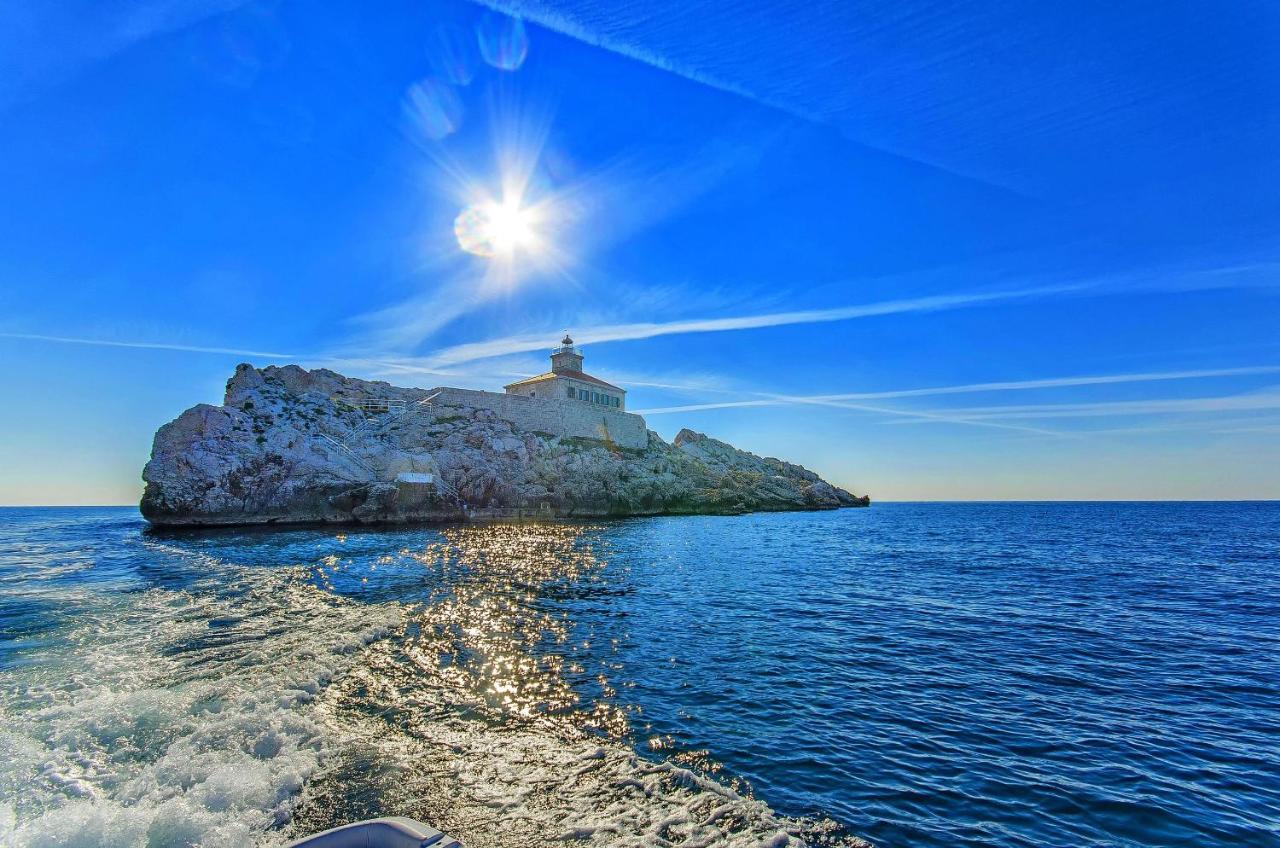Vila Lighthouse Grebeni *